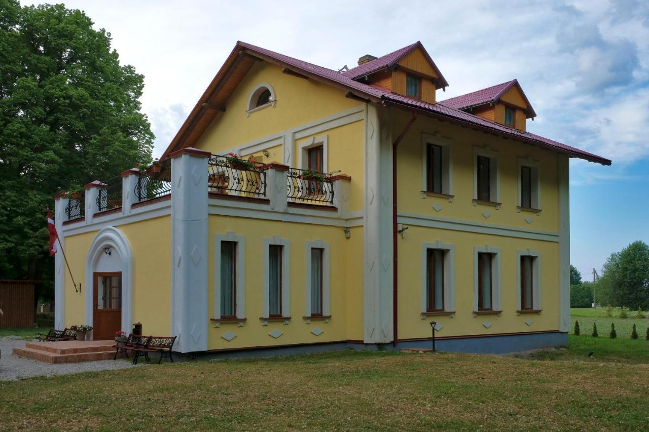 Lecu Muiza Hotel Leci Buitenkant foto