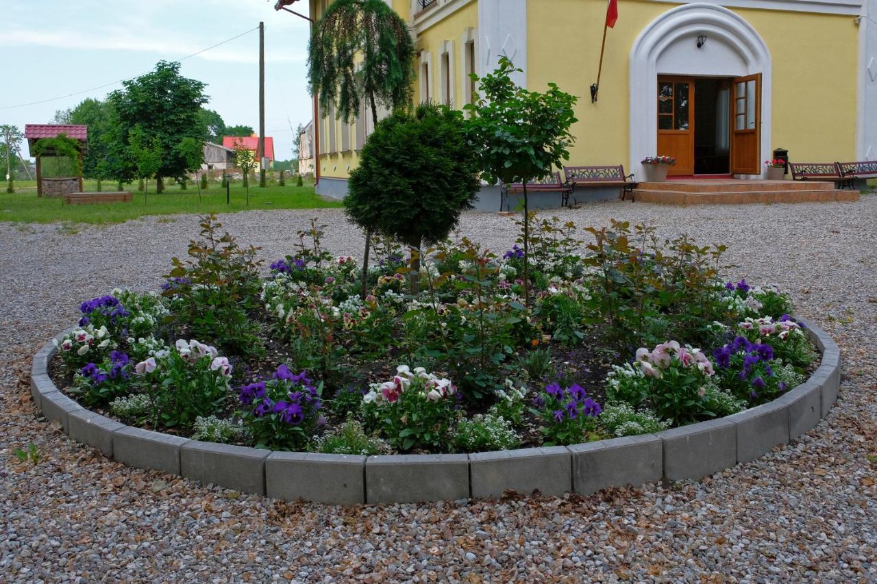 Lecu Muiza Hotel Leci Buitenkant foto
